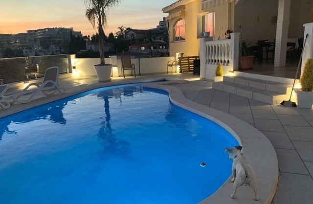 Stunning sea views, priv pool, Free Wi Fi- 2bed-1level Un overlook new terrace !