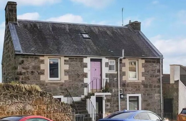 Stunning Sea Views in Central Burntisland