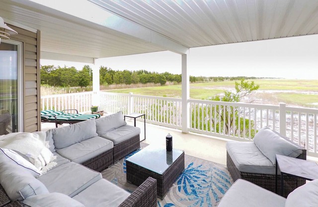 Stunning South End 1st floor with incredible views.