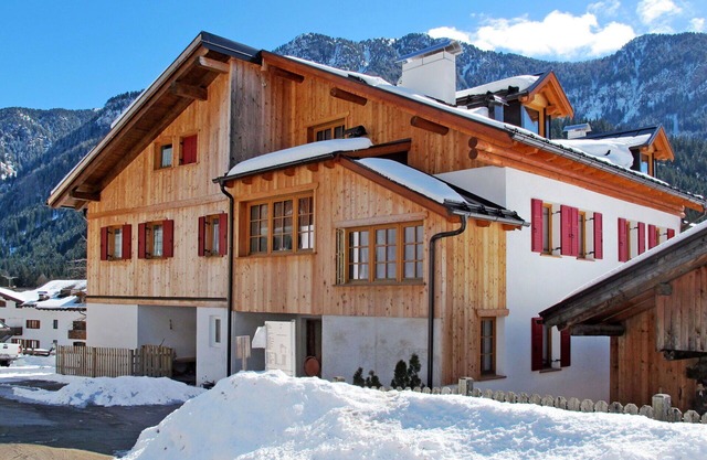 Stunning villa for 11 people with WIFI and TV