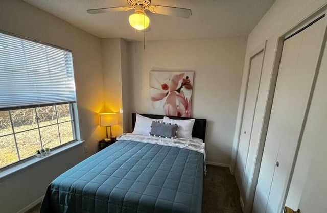Stylish 1BR Condo in City Center -Perfect Location