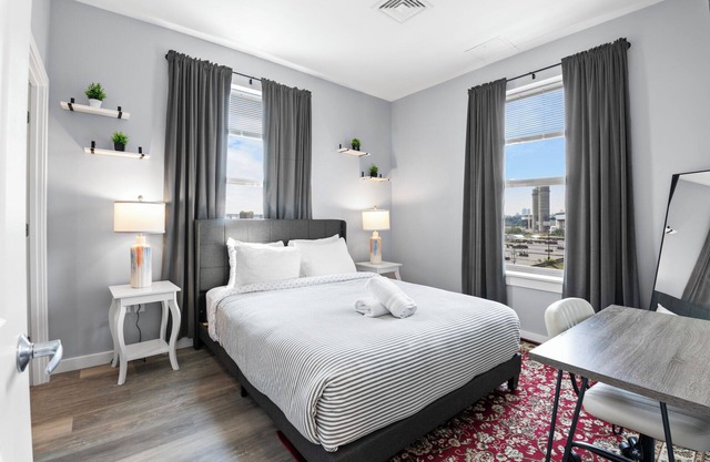 Stylish 1BR Near Encore 8349