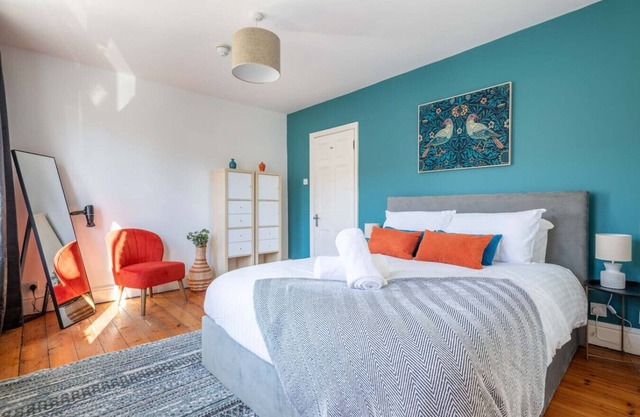 Stylish 3-Bed Home in the Heart of Cambridge