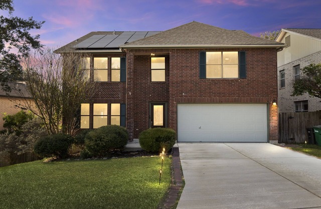 Stylish 5 Bedroom House in San Antonio | Game Room