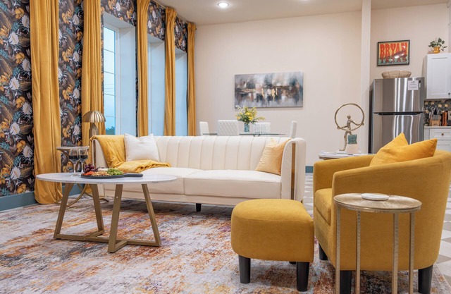 Stylish Apartment in Downtown Bryan