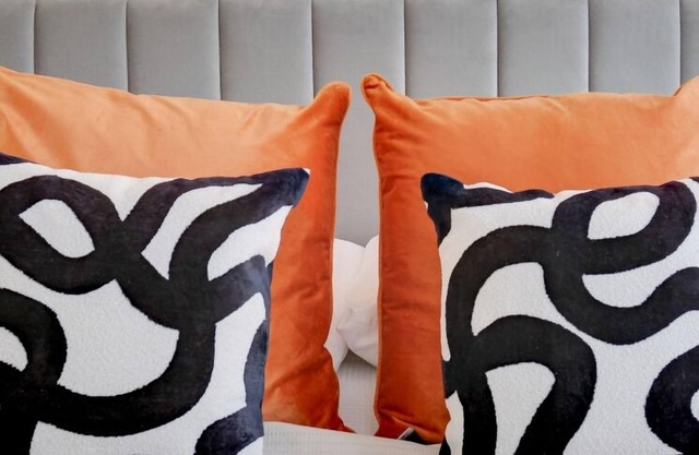 Stylish & Charming Studio City Centre Nr High Street by Luxiety Stays
