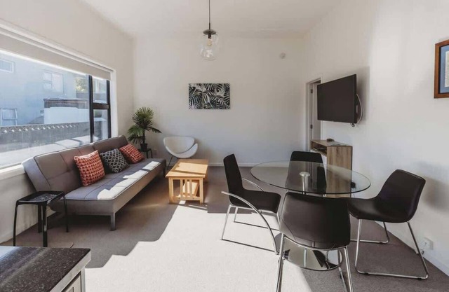 Stylish City Pad in New Plymouth