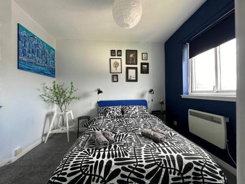 Stylish Clydebank apartment near Glasgow