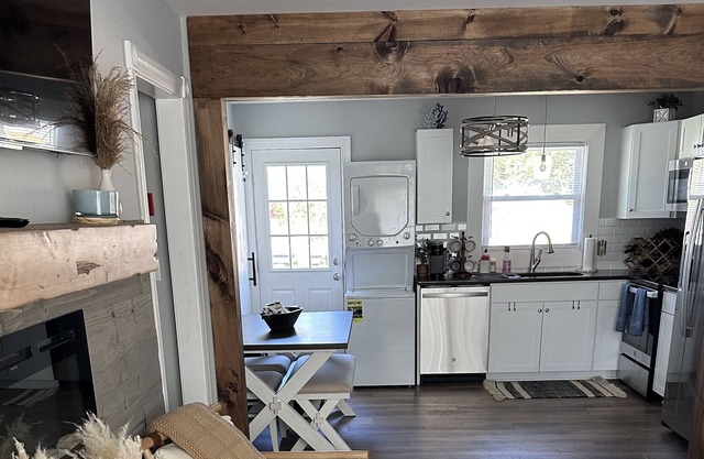 Stylish Condo in Buckroe Beach just 2 blocks from the beach.