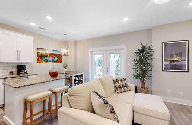 Stylish, dog-friendly townhome with firepit & enclosed yard - blocks to downtown