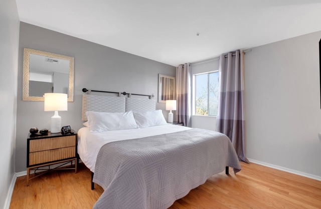 Stylish Downtown Nashville Condo ~ River Views! Near Everything + Pool + Parking