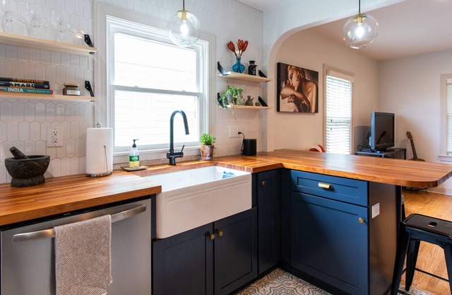 Stylish Germantown Cottage