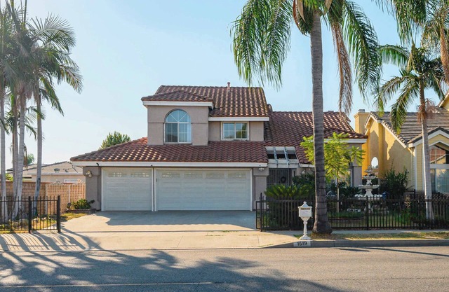 Stylish Getaway Steps from LA Action