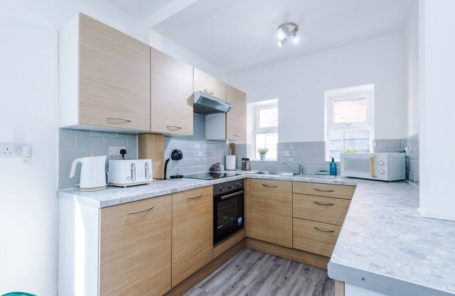 Stylish Home in Manchester | 53 Degrees Property | Ideal for Business | Sleeps 7