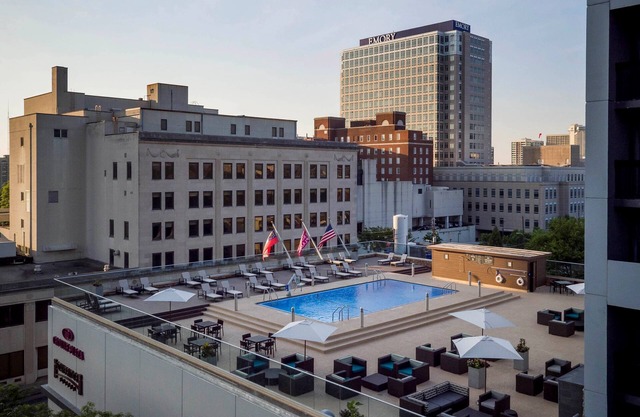 Stylish Midtown Atlanta Studio | Free Breakfast + Seasonal Pool Access