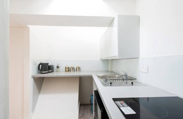 Stylish Studio near Kensal Green