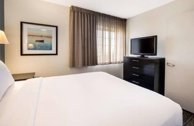 Stylish Suite near Statue of Liberty National Monument