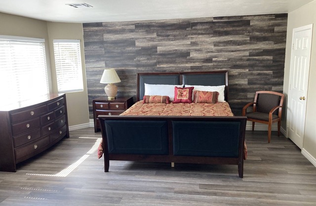 Stylist Villa 4 bedroom in Desert Shores