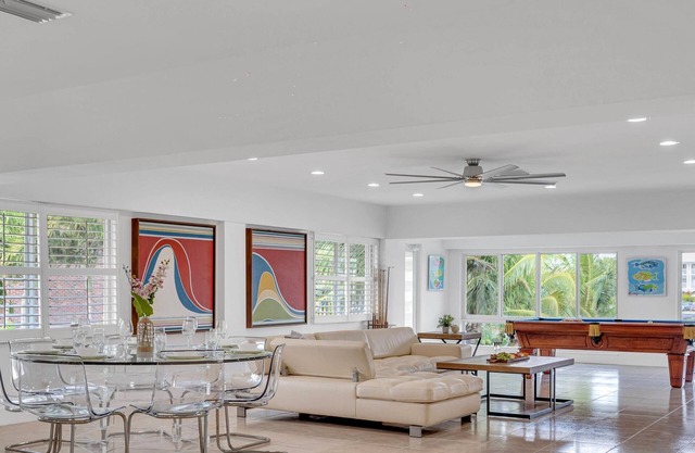 Suite by Beach | Waterfront | Lago Key One