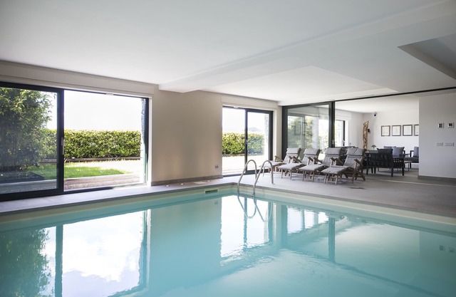 SUITE&POOL -Como Lake aptm.160mt private indoor swimming-pool for exclusive use