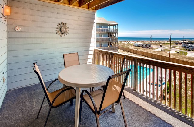 SUMMER SAVINGS - Semi-Oceanfront Condo w/Private Balcony, Resort Pool, Elevator