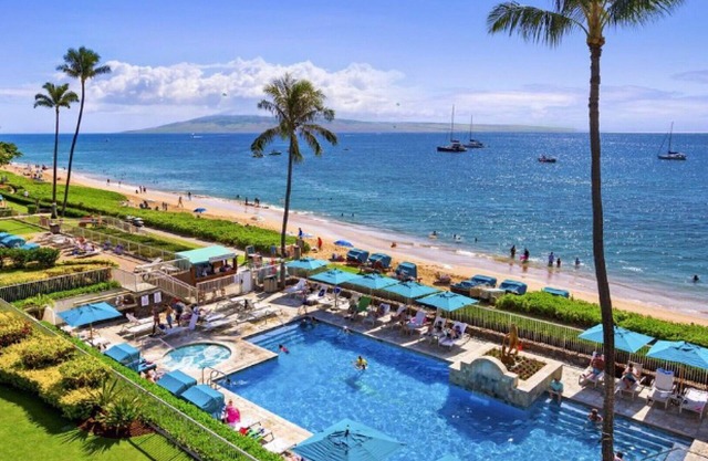 SUMMER SPECIAL! AMAZING VIEW! Book Between May 25th - Aug 31 375/night!