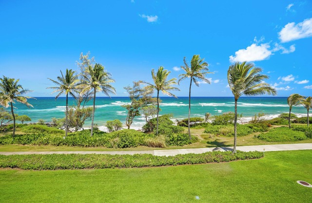 Summer Special Oceanfront 1BR Condo | Breathtaking Sunrise Views | Kaha Lani 321