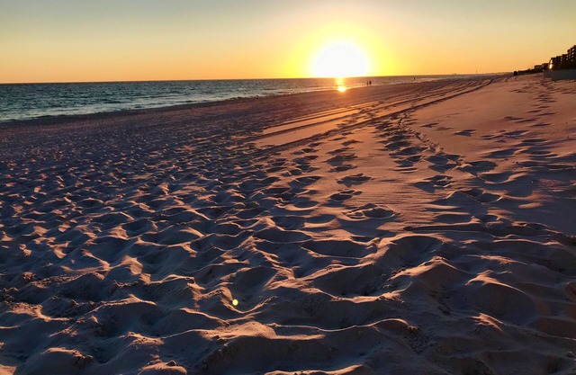 Summerlin-Beachfront for Late Summer! 5 Star!