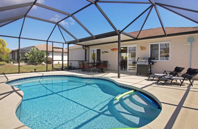 Summertime Vacation Villa in Port Charlotte Florida with heated pool