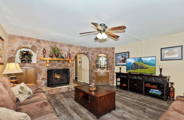 Summit Adventure Condo by Destination Big Bear: Steps from Snow Summit Resort! Multiple Balconies!