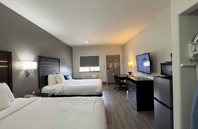 Sunbridge Inn and Suites