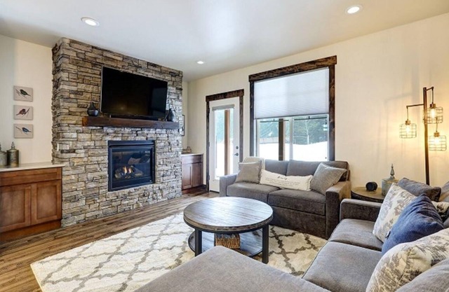 Suncadia 2 Bdrm Townhome in Resort Core