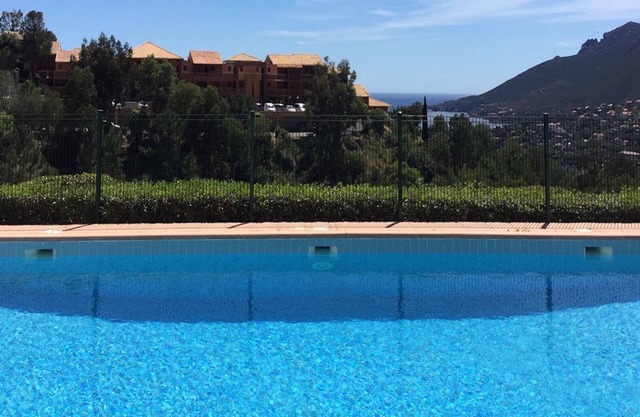 SUNCOAST Les Terrasses de l'Estérel Théoule sur Mer - sea vue, pool, wifi, .