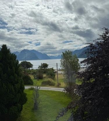 Sunde Fjord view, easy and cheap!