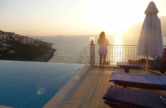 Sundown Villa: 4 Bedroom Villa With Private Pool; sea view