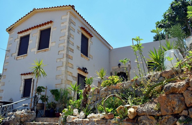 Sunhouse2-Ch, a charming sea view detached house!