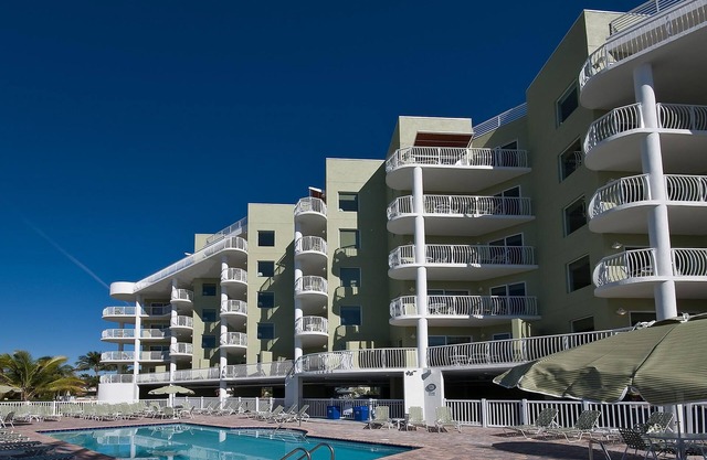 Sunny Island Condo – 2BR, Pool, Parking & Beach