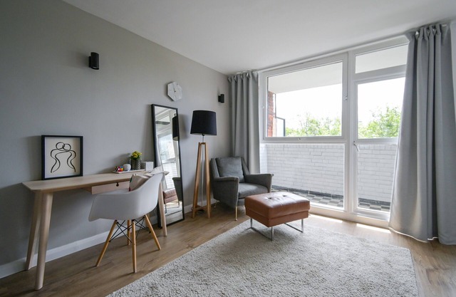 Sunny scandinavian style sudio central