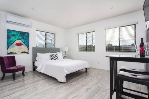 Sunny Studio in the Heart of Venice Beach - #5