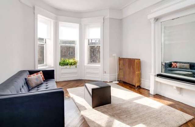 Sunny Top Floor, Brooklyn Townhouse, Near NYC Ferry, NYU Hospital, Industry City
