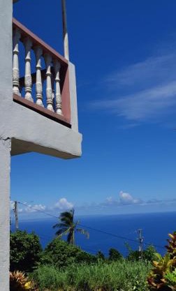 "SunRise Inn" Nature Island Dominica