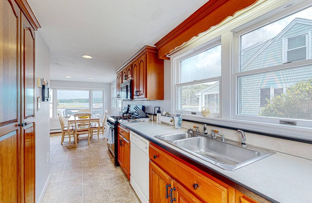 Sunset Cove Hideaway | Oceanfront house in Wareham with beach & dock access