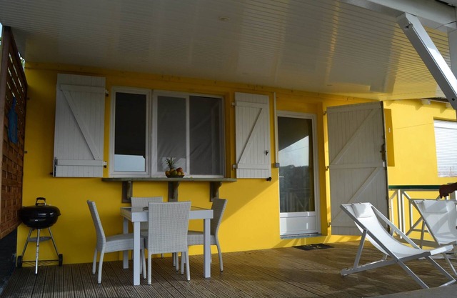 Sunset Duplex: apartment for 2-4 people with sea view and private jacuzzi