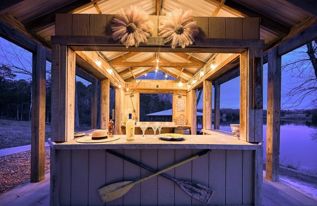 Sunset Shores at Lake Anna - Private, quiet oasis with your own boat launch!