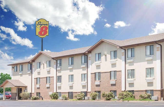 Super 8 by Wyndham Abilene KS