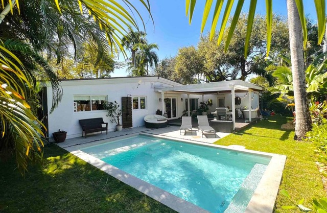 Super comfortable home with paradise pool! Best location! Kid friendly!