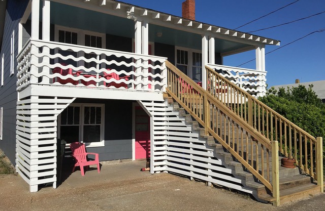 Super Cute, Cozy, Historic Sea Spray Cottage #5