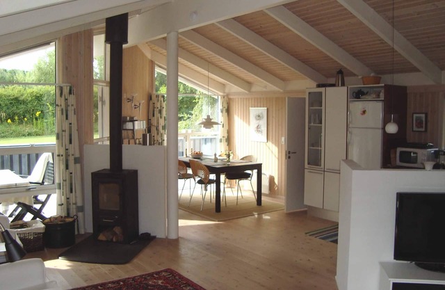 Super house, best beaches, woods, cycle lanes and yet near to Copenhagen. WIFI