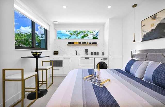 Super Modern Studio Apartment in Design District