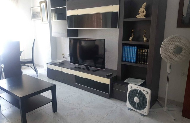 SUPERB AND LARGE FLOOR IN CADIZ CAPITAL NEAR THE VICTORIA BEACH